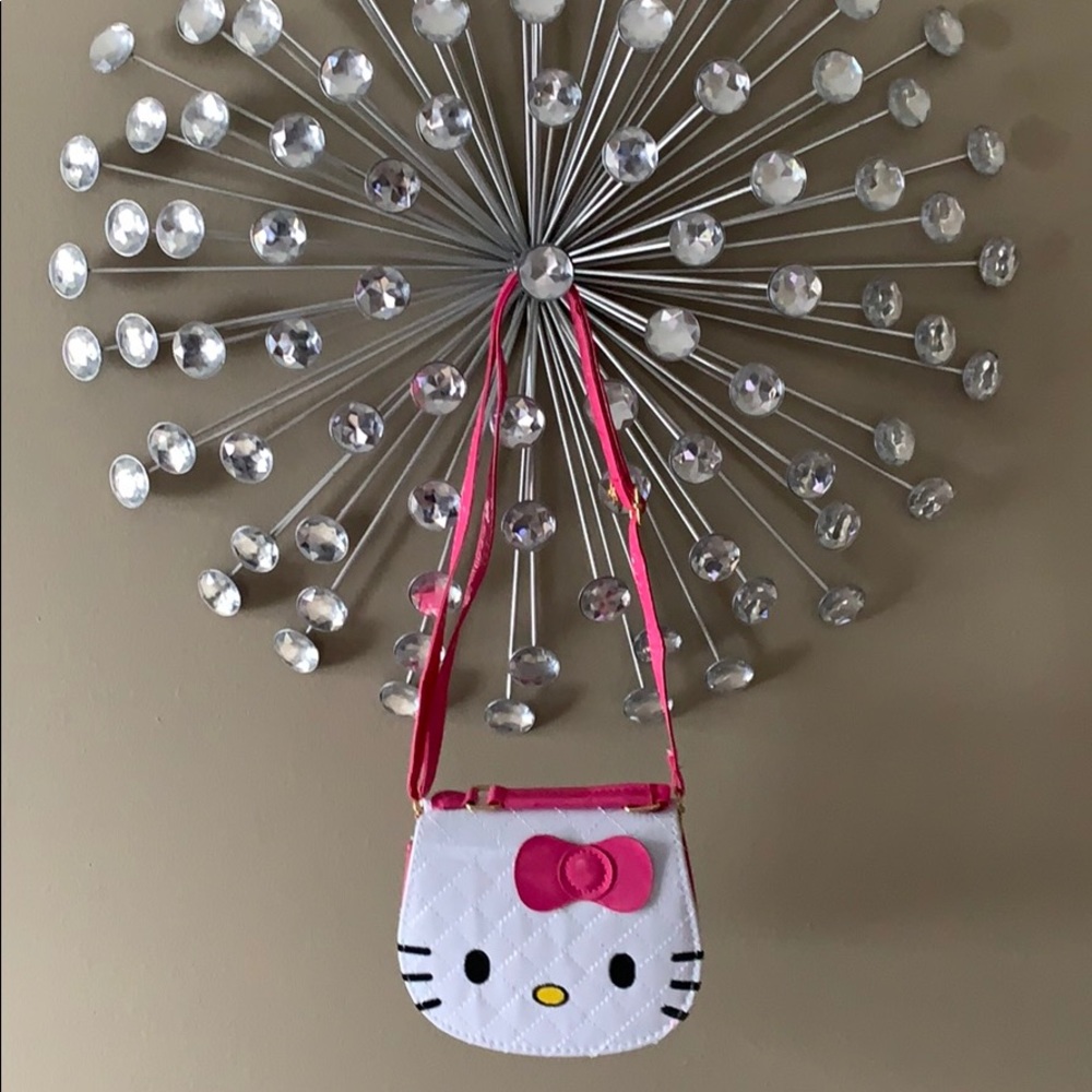 Girls’ Hello Kitty adjustable cross body purse